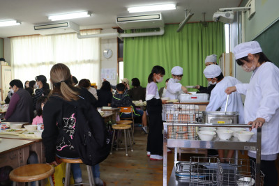 給食試食会①