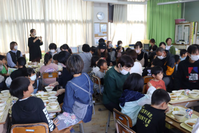給食試食会④